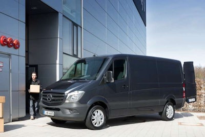 2014_mercedes-benz_sprinter_f34_ns_507132_717