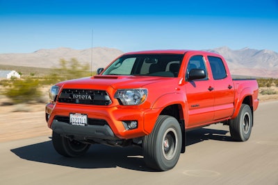 2015_Toyota_TRDPro_Tacoma_006