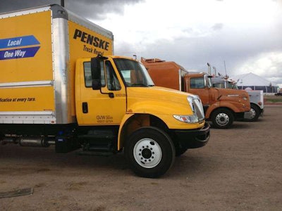 14Penske4300DuraStar007