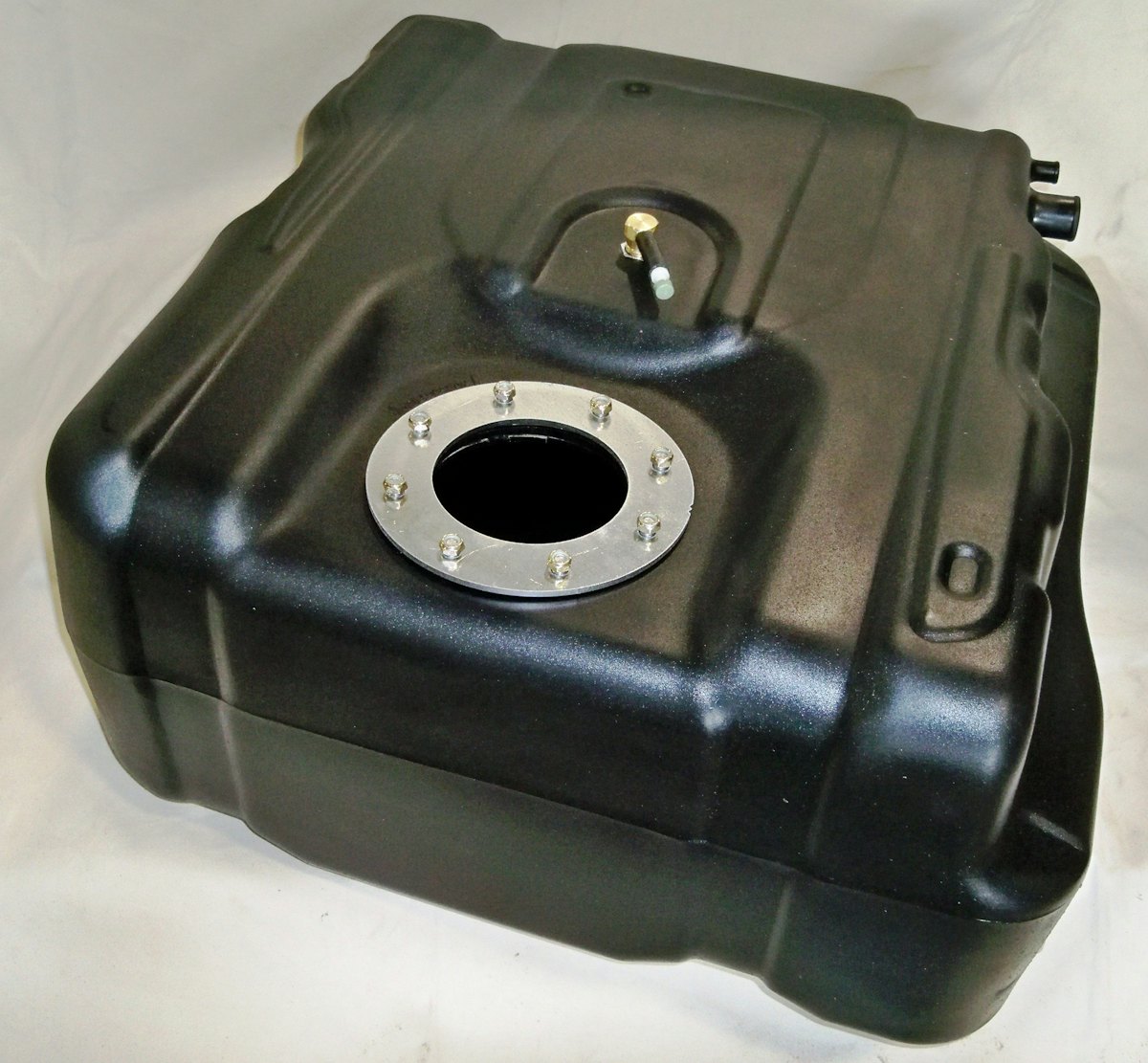 New polyethylene fuel tank for Ford diesels Hard Working Trucks