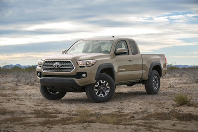 2016_Toyota_Tacoma_TRD_OffRoad_003