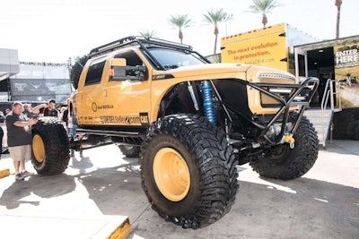 Shell-Brodozer-Diesel Brothers-SEMA-2016-6991-1024×683