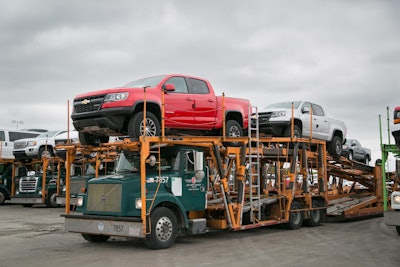 Chevrolet-Colorado-ZR2-ShipToCommerce-03