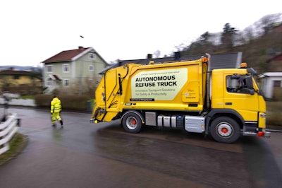 Volvo-autonomous-trash-truck