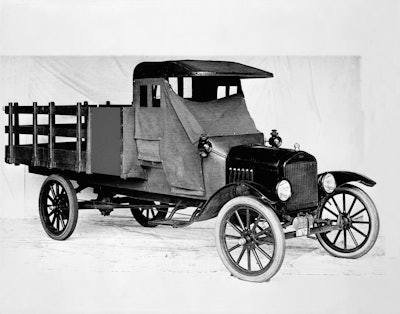 1918 Ford Model TT one-ton stake bed truck neg 98801
