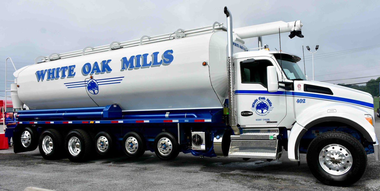 Kenworth’s first sevenaxle T880S goes to work in Pennsylvania Hard