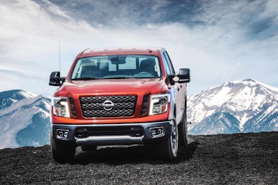 2018_Nissan_TITAN_Photo_2