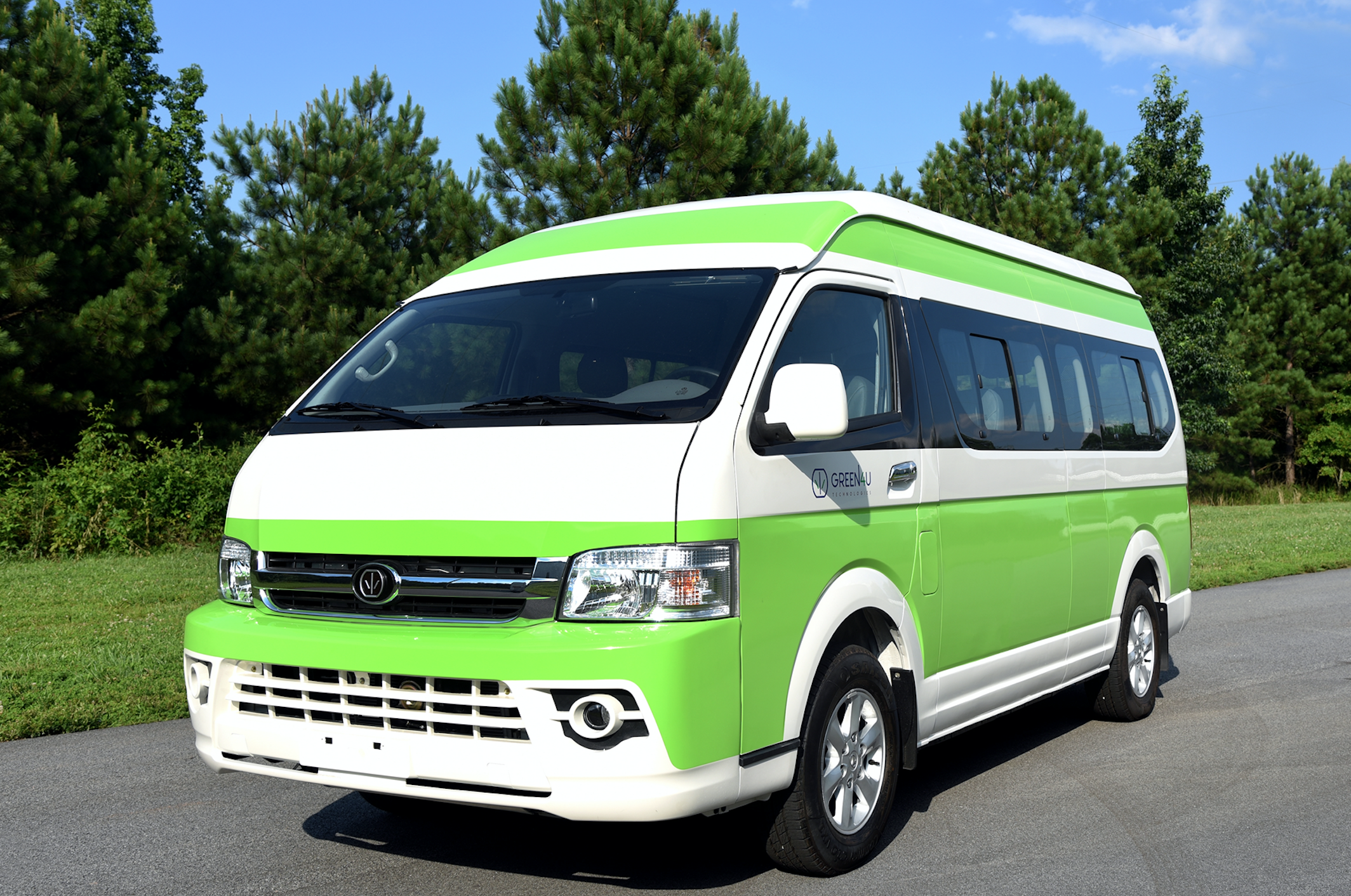 electric passenger vans 2022