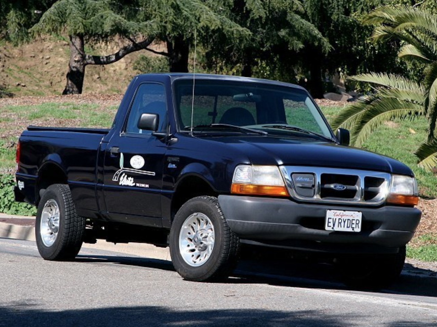 1998 electric Ford Ranger up for sale, but it won’t come cheap | Hard