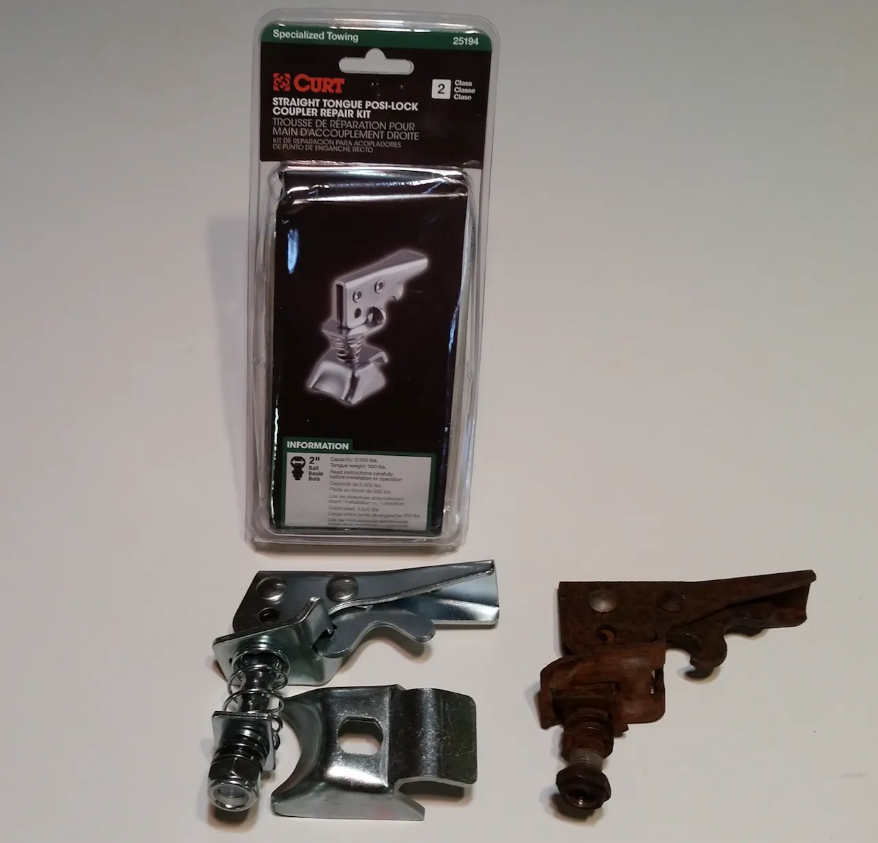 Curt repair kit did the trick! Old latch on the right was way past its prime.