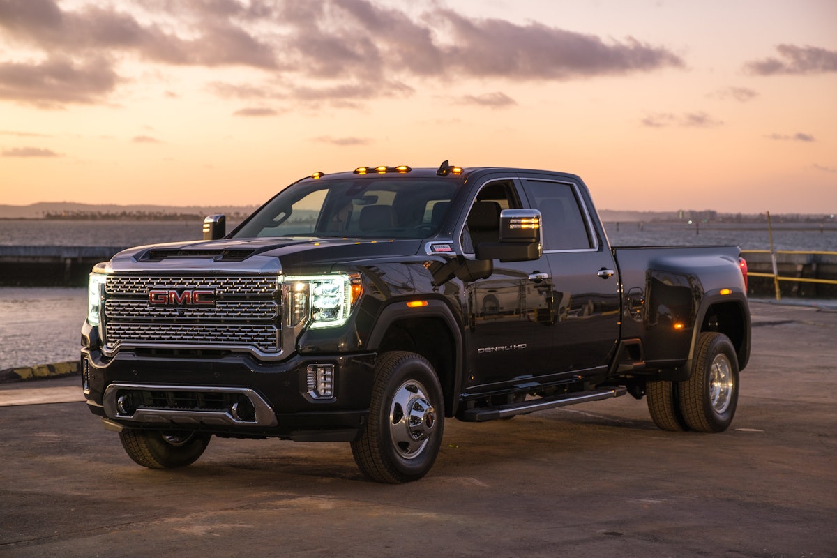 Трак GMC