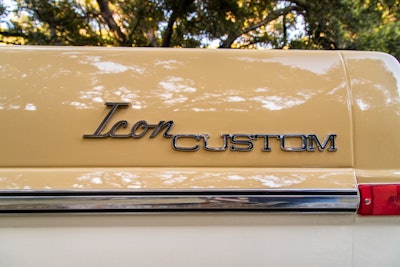 Icon Ford 70 Reformer Side Icon Badges Img 9903
