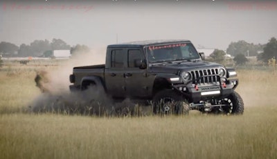 1,000-hp Jeep Gladiator plays in the dirt | Hard Working Trucks