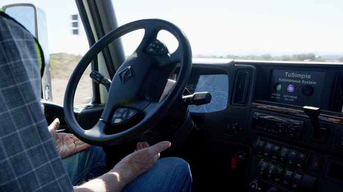 TuSimple Navistar DHL self-driving truck order
