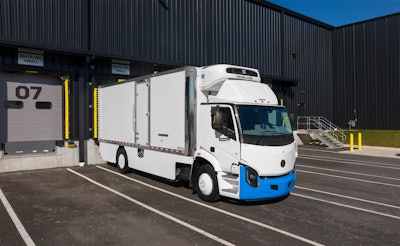 Lion Electric thermoking refrigerated truck