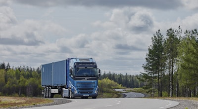 Volvo Trucks showcases prototype hydrogen fuel cell heavy truck on test track