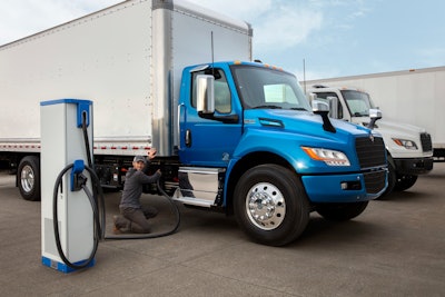 Navistar electric truck eMV