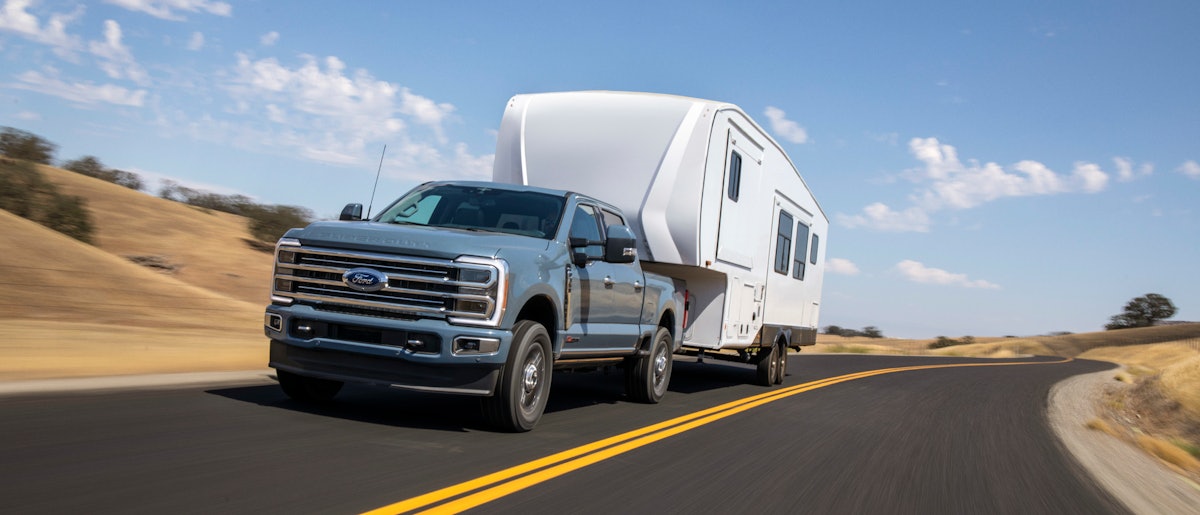 2023 Ford Super Duty Boasts Class-Leading 40,000-Pound Towing - CNET